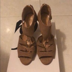 Schutz Tan Suede Open toed Heel